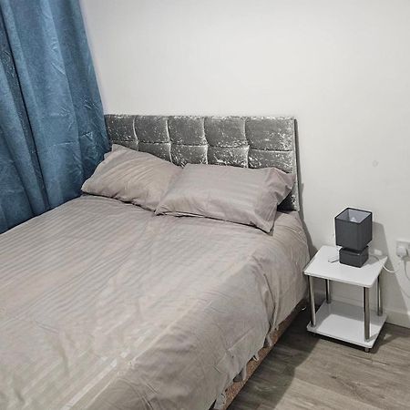Luxury 2 Bedrooms Flat Leytonstone Londen Buitenkant foto
